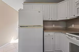 1610 Belclare Rd, Normal, IL 61761 - Photo 15