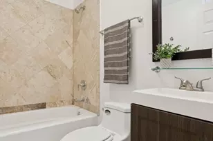 3849 W Ainslie St, Chicago, IL 60625 - Photo 9