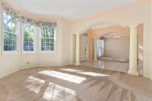 52 Oak Creek Dr, Yorkville, IL 60560 - Photo 5