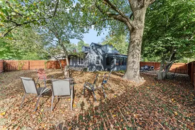 1302 W Clark Street, Champaign, IL 61821 - Photo 29