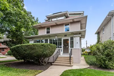 546 N Humphrey Avenue, Oak Park, IL 60302 - Photo 1