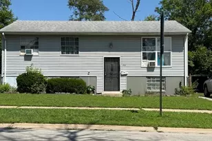 1908 Boston St, Chicago Heights, IL 60411 - Photo 3