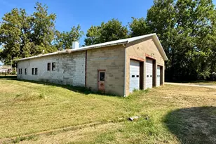 212 Main St, Van Orin, IL 61374 - Photo 3