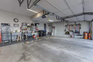 2006 Woodbine Rd, Bloomington, IL 61704 - Photo 81