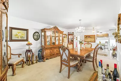 123 Honeysuckle Court, Rolling Meadows, IL 60008 - Photo 5