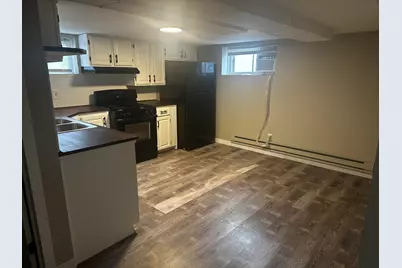 800 Avenue B #1, Rochelle, IL 61068 - Photo 3