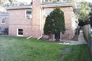 2918 W 99th Pl, Evergreen Park, IL 60805 - Photo 41