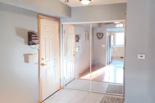 6810 Ridge Point Dr, Oak Forest, IL 60452 - Photo 13