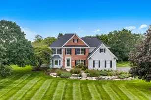 4N934 Forest Trail Dr, Campton Hills, IL 60175 - Photo 3