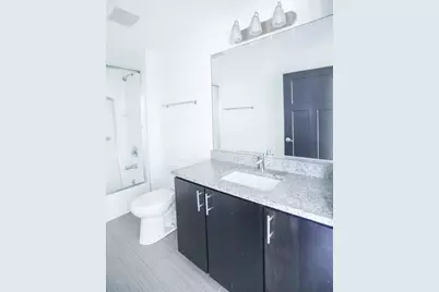 6355 N Wayne Avenue #32, Chicago, IL 60660 - Photo 3