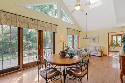 455 Laburnum Drive, Northbrook, IL 60062 - Photo 3