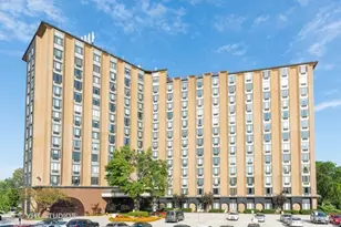 1 Renaissance Pl, Palatine, IL 60067 - Photo 1