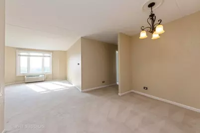 1 Renaissance Place #706, Palatine, IL 60067 - Photo 5