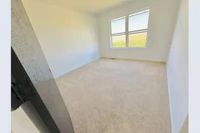 4686 Plymouth Avenue, Yorkville, IL 60560 - Photo 11