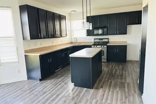 4686 Plymouth Ave, Yorkville, IL 60560 - Photo 3