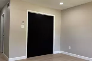 831 Richards St, Joliet, IL 60433 - Photo 15