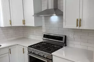 831 Richards St, Joliet, IL 60433 - Photo 25