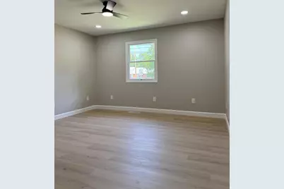 831 Richards Street, Joliet, IL 60433 - Photo 9