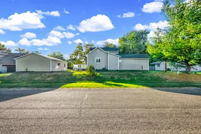 612 E North Street, Leroy, IL 61752 - Photo 29