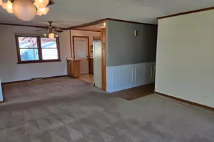 14727 S Whipple Ave, Posen, IL 60469 - Photo 5