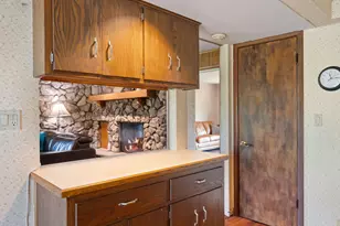 2250 White Oak Dr, Northbrook, IL 60062 - Photo 13