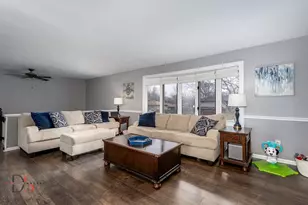 111 Sherwood Pl, Morris, IL 60450 - Photo 5