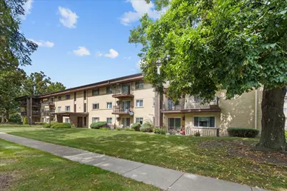 1206 E Fairview Street #305, Arlington Heights, IL 60005 - Photo 1