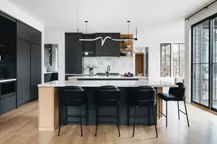 13 S Elm St, Hinsdale, IL 60521 - Photo 5