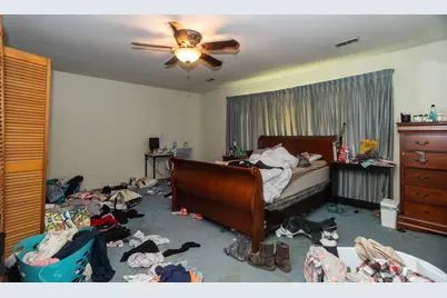 8351 S Cregier Avenue, Chicago, IL 60617 - Photo 11