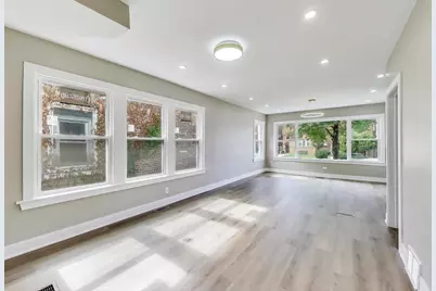 7529 S Carpenter Street, Chicago, IL 60620 - Photo 5