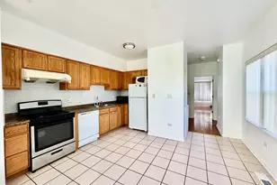 2237 S Stewart Ave, Chicago, IL 60616 - Photo 9