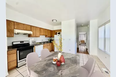 2237 S Stewart Avenue, Chicago, IL 60616 - Photo 3