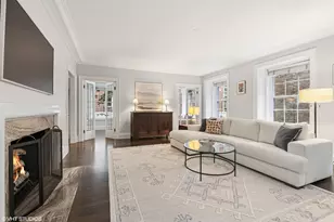 1255 N State Pkwy, Chicago, IL 60610 - Photo 3