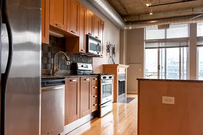 111 S Morgan Street #824, Chicago, IL 60607 - Photo 3