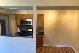 683 Cleo Ct, Wheeling, IL 60090 - Photo 9