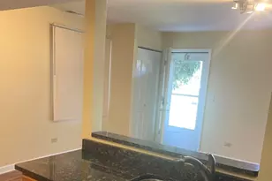 683 Cleo Ct, Wheeling, IL 60090 - Photo 7