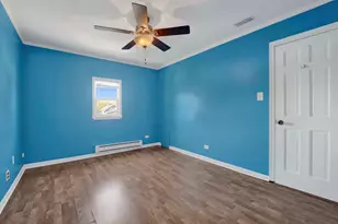 9304 S Utica Ave, Evergreen Park, IL 60805 - Photo 13