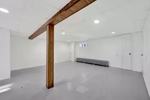 9304 S Utica Ave, Evergreen Park, IL 60805 - Photo 17