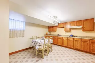 491 Escanaba Ave, Calumet City, IL 60409 - Photo 37