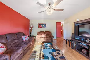 491 Escanaba Ave, Calumet City, IL 60409 - Photo 29