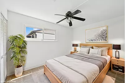 516 W Weathersfield Way, Schaumburg, IL 60193 - Photo 15