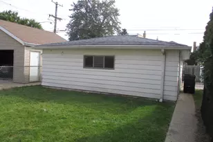 1324 Clinton Ave, Berwyn, IL 60402 - Photo 13