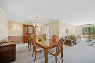 2000 Chestnut Ave, Glenview, IL 60025 - Photo 9