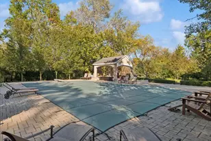 2122 Middlefork Rd, Northfield, IL 60093 - Photo 7