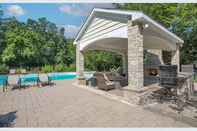 [Address not provided], Northfield, IL 60093 - Photo 53