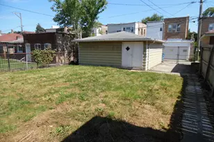 8211 S Morgan St, Chicago, IL 60620 - Photo 3