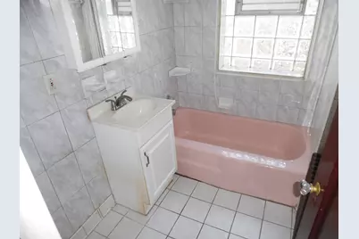 8211 S Morgan Street, Chicago, IL 60620 - Photo 9