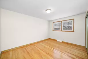 16049 Minerva Ave, South Holland, IL 60473 - Photo 11