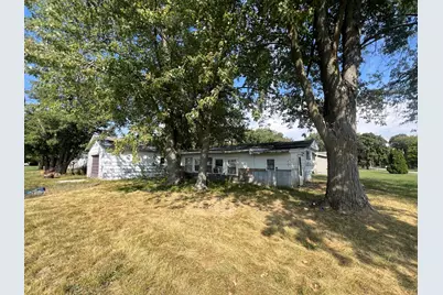 315 W Main Street, Sheldon, IL 60966 - Photo 1