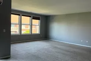 275 E Railroad Ave, Bartlett, IL 60103 - Photo 9